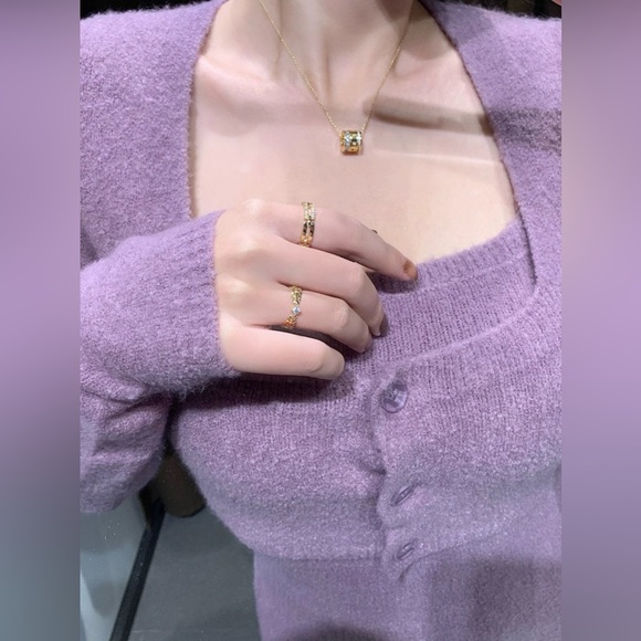 Gold Plated Rolling Barrel Pendant Necklace - Picture 5 of 13